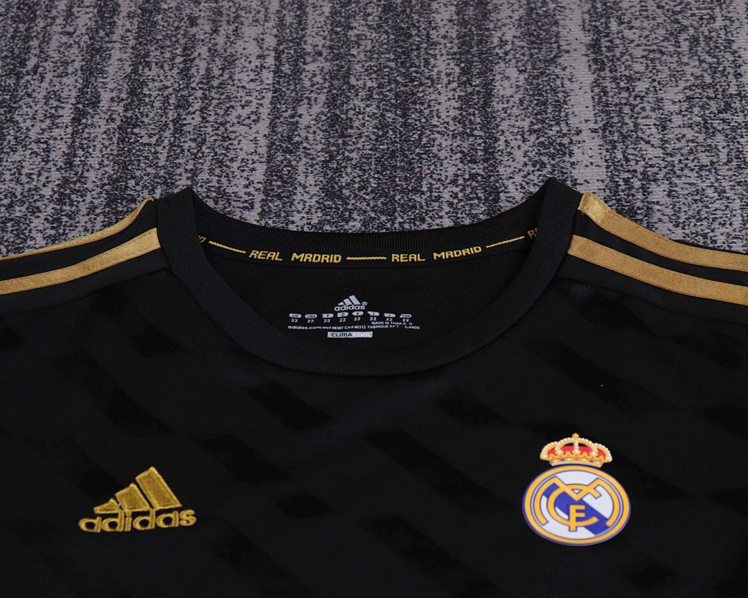 11-12 Retro Kids Real Madrid Away Kit 4