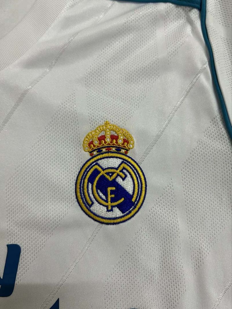 17-18 Retro Kids Real Madrid Home Kit 5