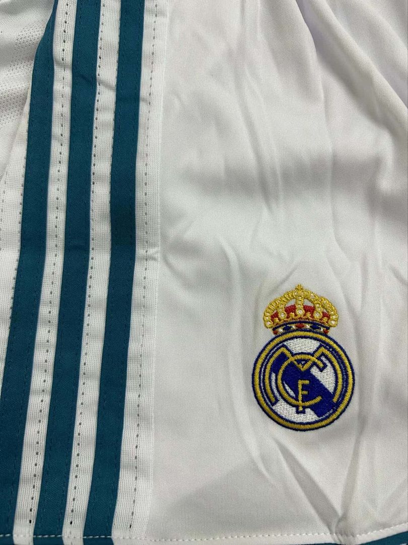 17-18 Retro Kids Real Madrid Home Kit 6