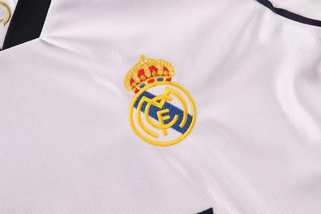 1998-00 Retro Kids Real Madrid Home Kit 10