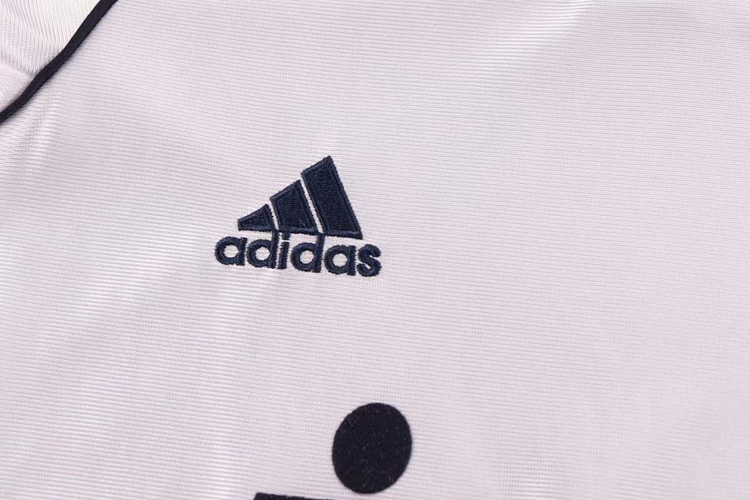 1998-00 Retro Kids Real Madrid Home Kit 8