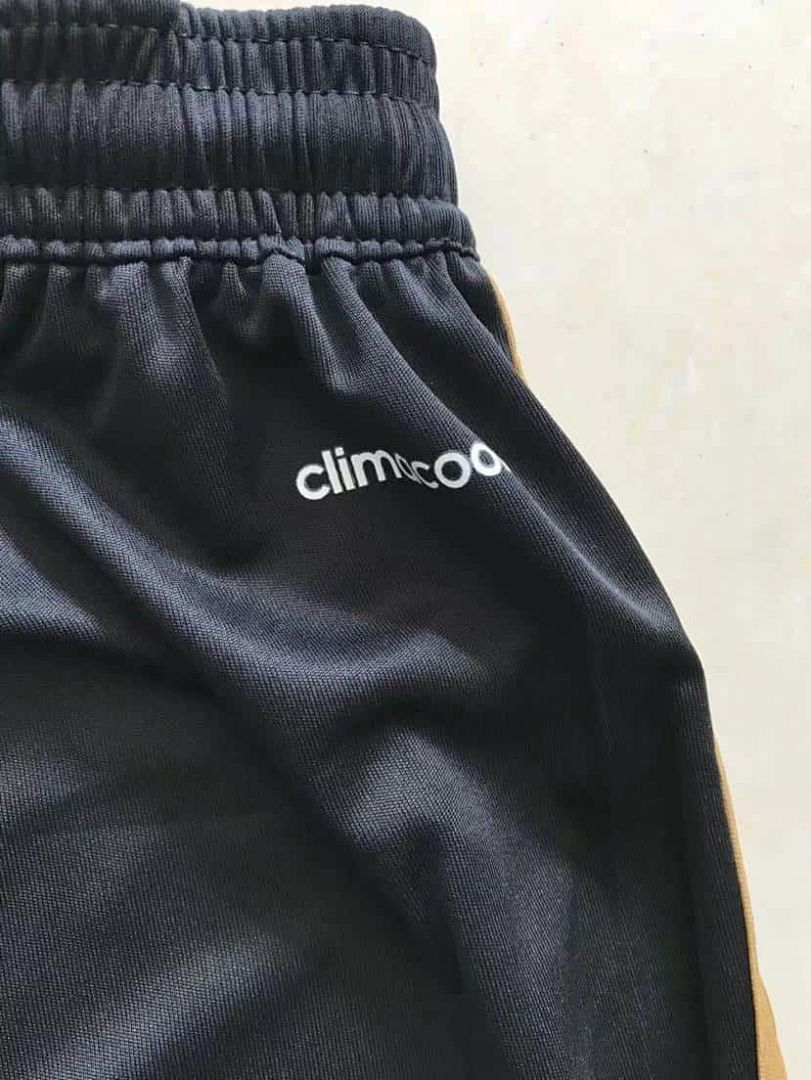 11-12 Real Madrid black shorts 3