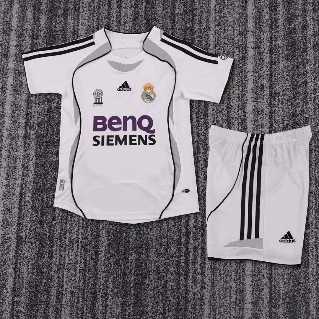 06-07 Retro Kids Real Madrid Home Kit