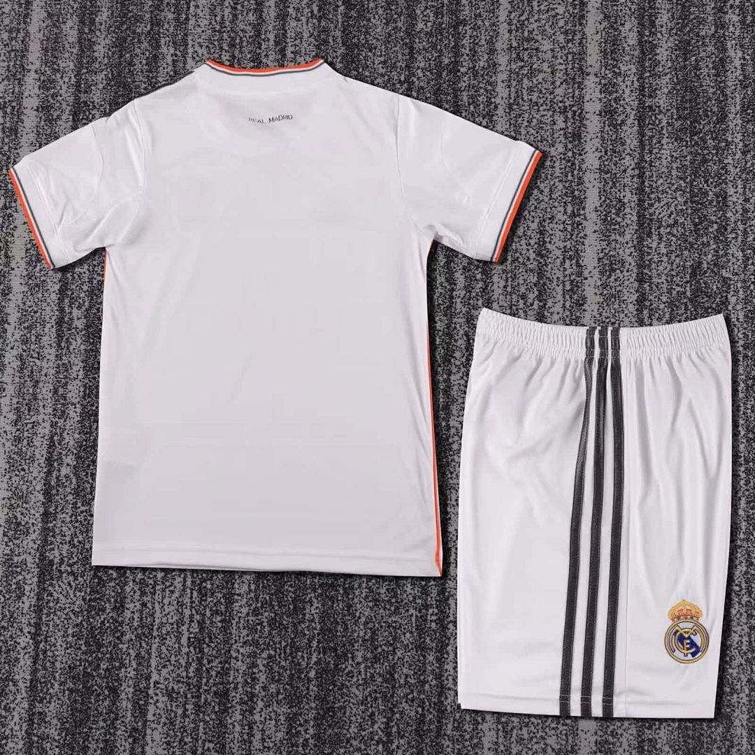 13-14 Retro Kids Real Madrid Home Kit 4