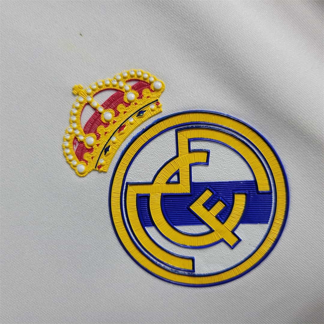 11-12 Real Madrid local 9