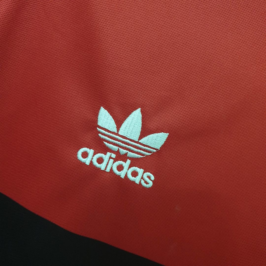 Flamengo 1982 retro shirt home 2