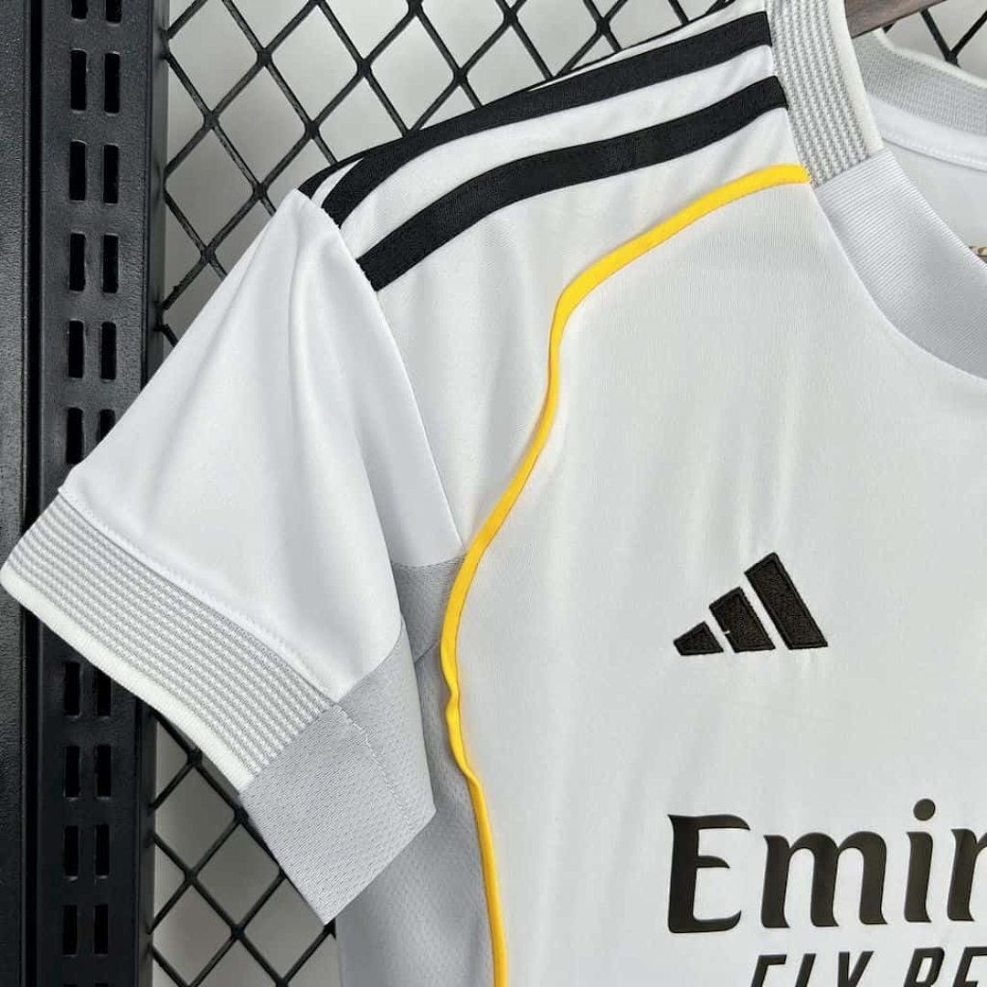 25-26 Woman Real Madrid Home S-XXL 3