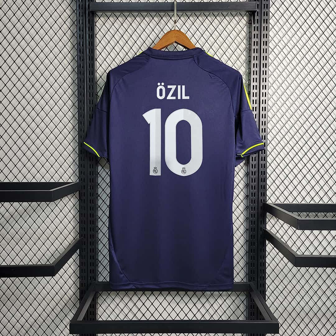 12-13 Real Madrid away 2