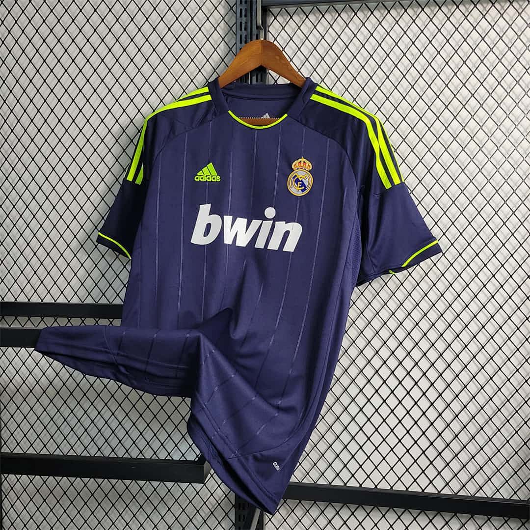 12-13 Real Madrid away 3