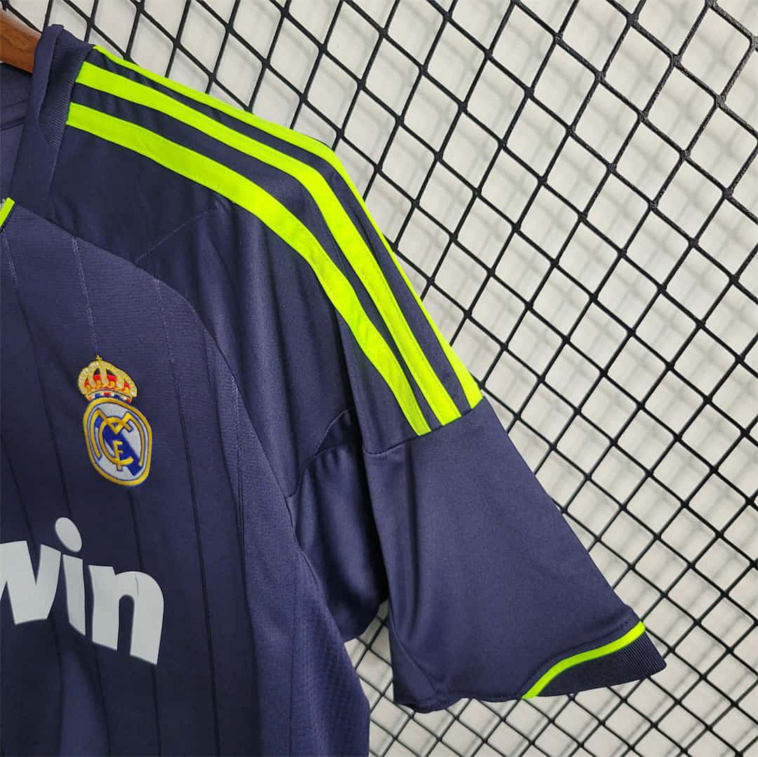 12-13 Real Madrid away 5