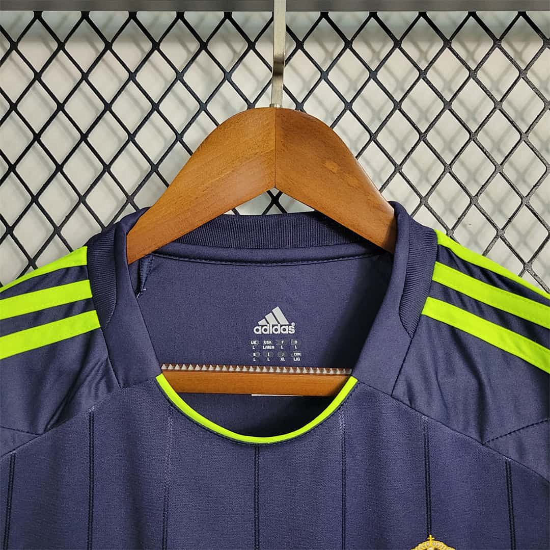 12-13 Real Madrid away 8