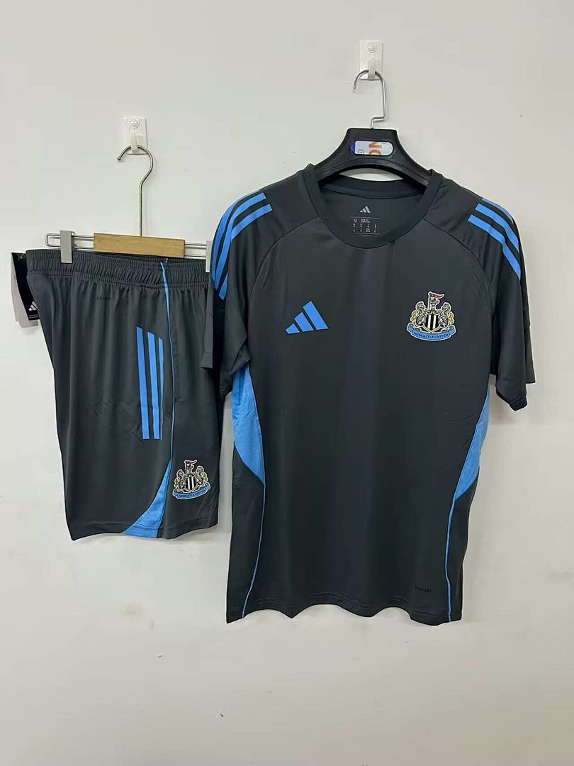 25_26 Newcastle United training jersey grey S-3XL