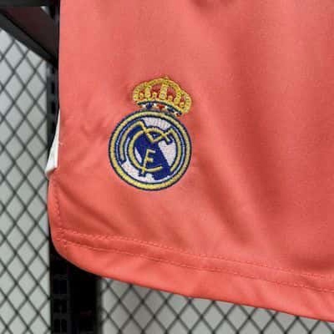 25-26 Real Madrid Orange Goalkeeper Kid Kits Cheap Football Jersey Wholesale Yupoo 5