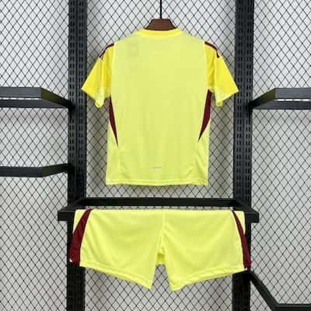 25-26 Real Madrid Yellow Goalkeeper Kid Kits Youth Apparels Cheap Football Jersey Wholesale Yupoo 3