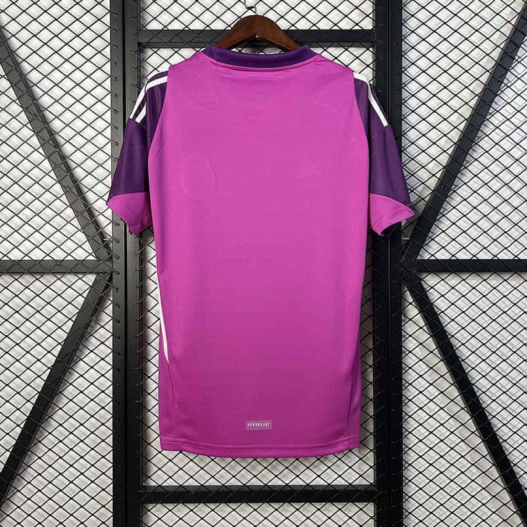 25-26 Real Madrid Goalkeeper Kit S-2XL Cheap Football Jersey Wholesale Yupoo 3