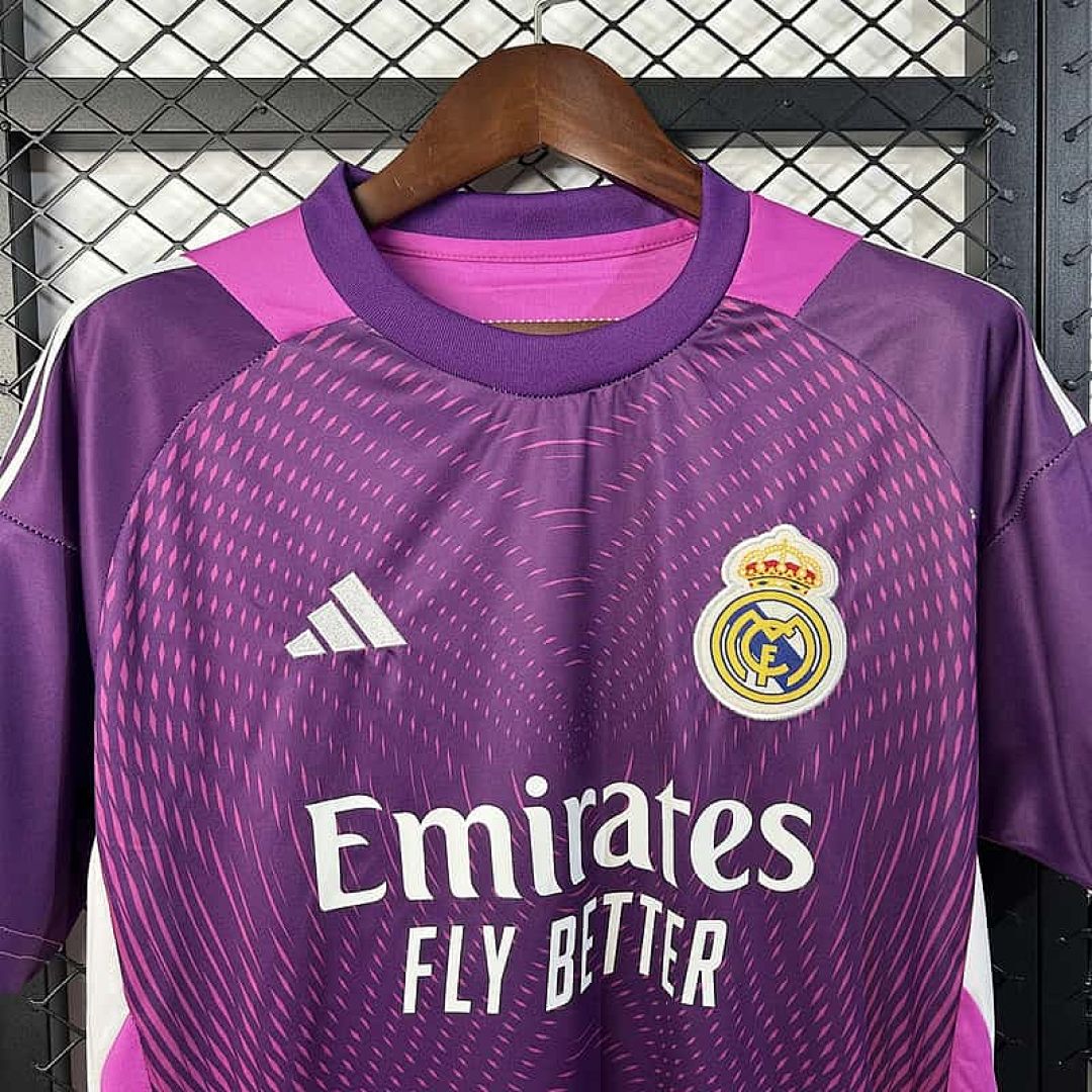 25-26 Real Madrid Goalkeeper Kit S-2XL Cheap Football Jersey Wholesale Yupoo 5
