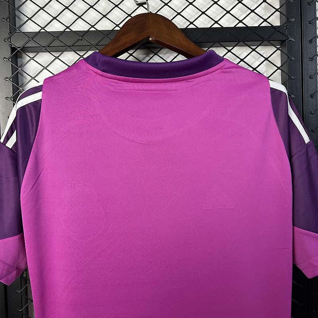 25-26 Real Madrid Goalkeeper Kit S-2XL Cheap Football Jersey Wholesale Yupoo 8