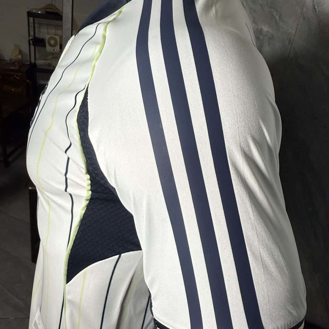 25-26 Players Real Madrid US Pack Shirt S-3XL Cheap Football Jersey Wholesale Yupoo 4