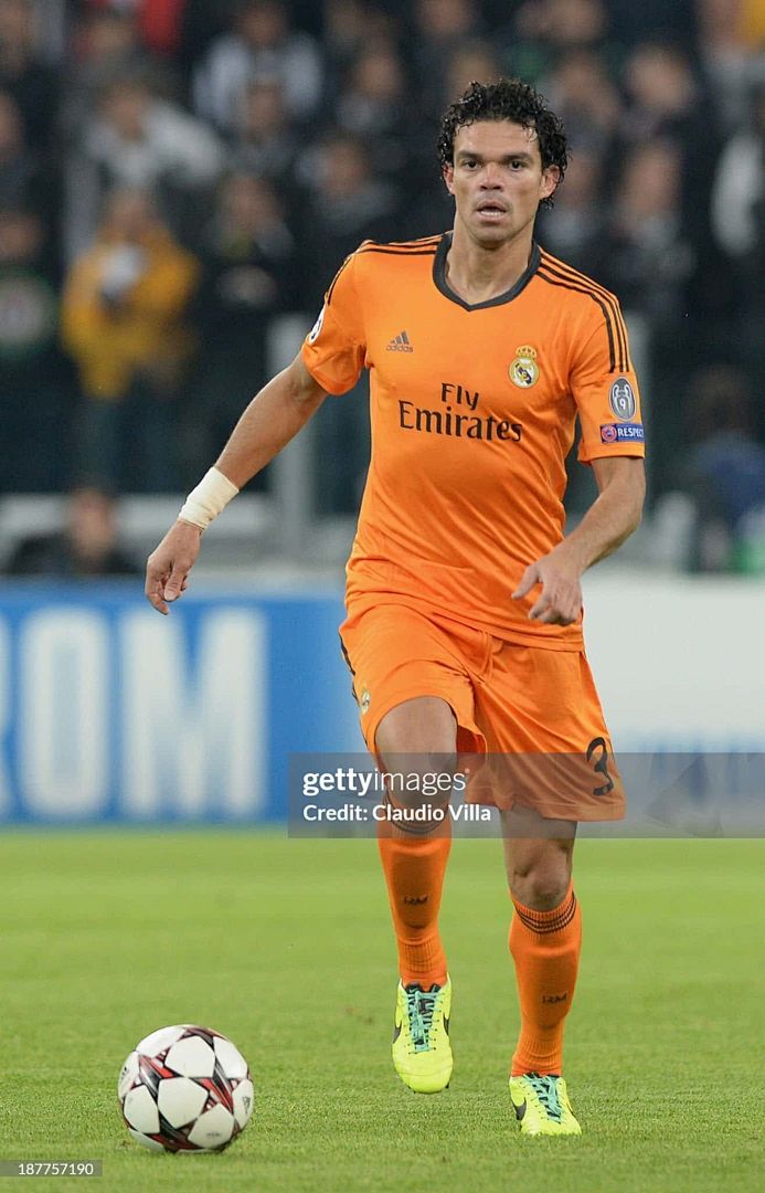 13-14 Retro Player Real Madrid Third Away Kit Cheap Football Jersey Wholesale Yupoo 4