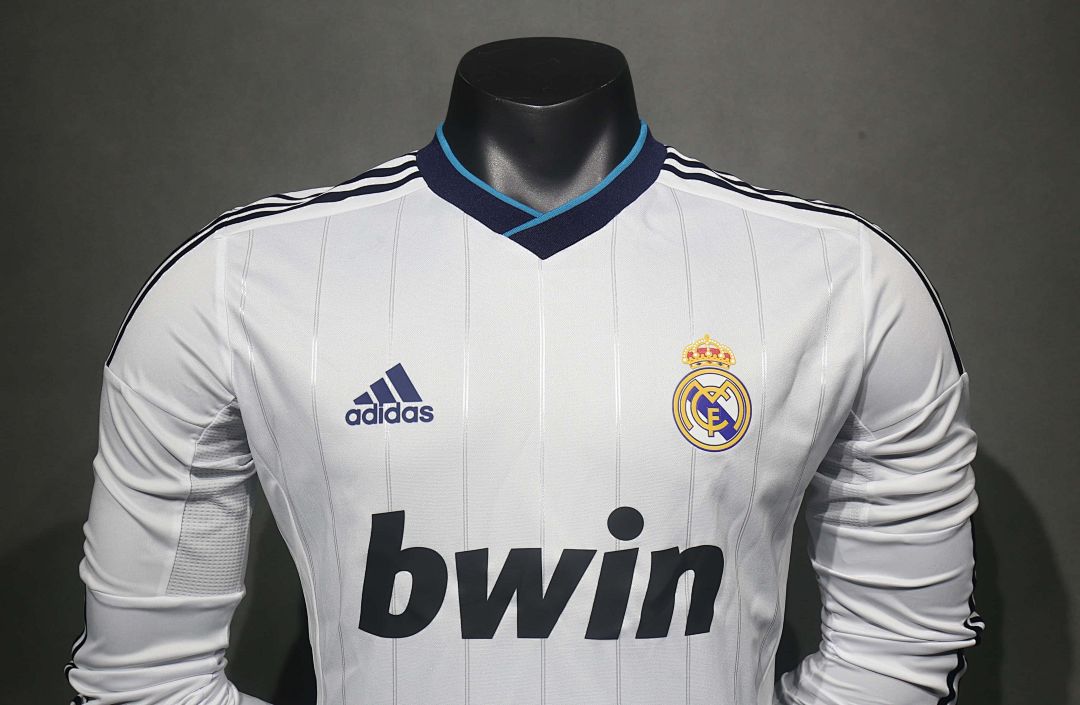 12-13 Retro Player Real Madrid Home Kit Long Sleeve Cheap Football Jersey Wholesale Yupoo 2