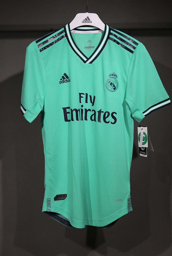 19-20 Retro Player Real Madrid Third Away Kit Cheap Football Jersey Wholesale Yupoo 13
