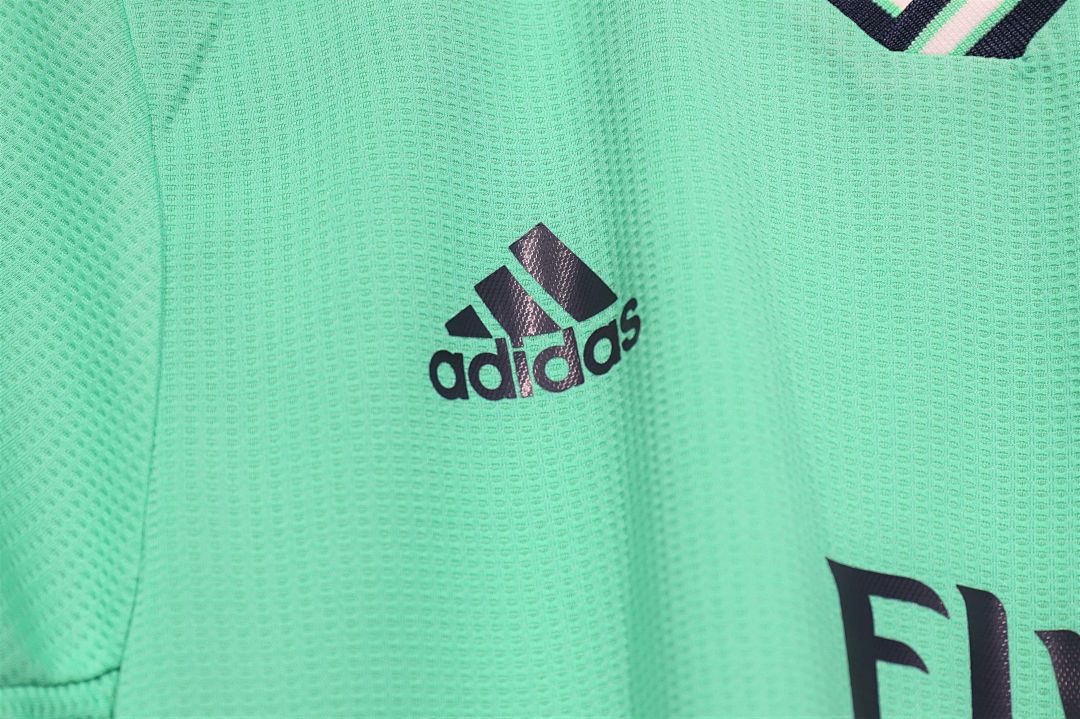 19-20 Retro Player Real Madrid Third Away Kit Cheap Football Jersey Wholesale Yupoo 17