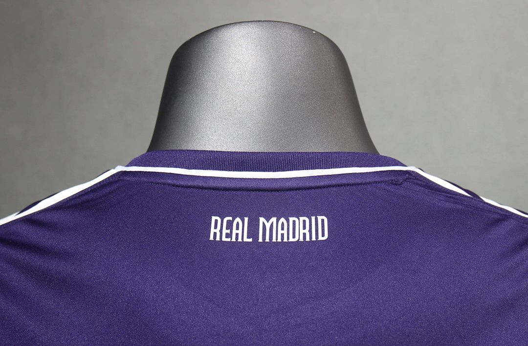 10-11 Retro Player Real Madrid Third Away Kit Cheap Football Jersey Wholesale Yupoo 2