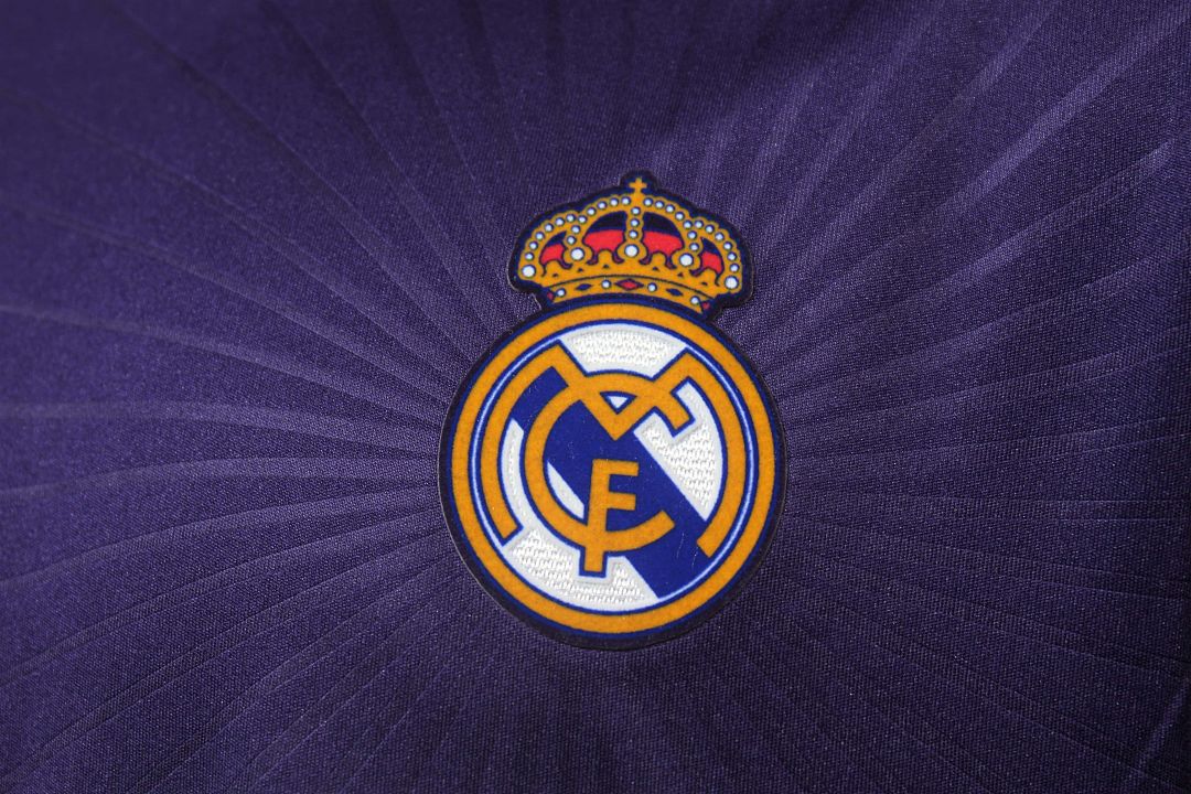10-11 Retro Player Real Madrid Third Away Kit Long Sleeve Cheap Football Jersey Wholesale Yupoo 2