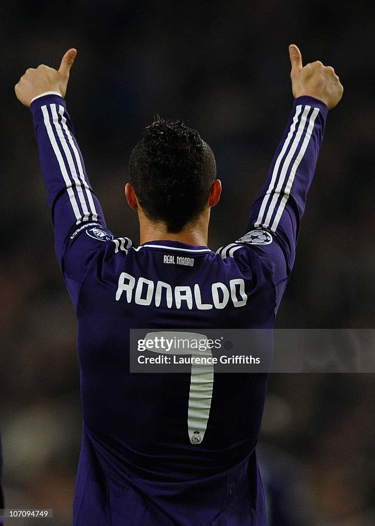 10-11 Retro Player Real Madrid Third Away Kit Long Sleeve Cheap Football Jersey Wholesale Yupoo 9