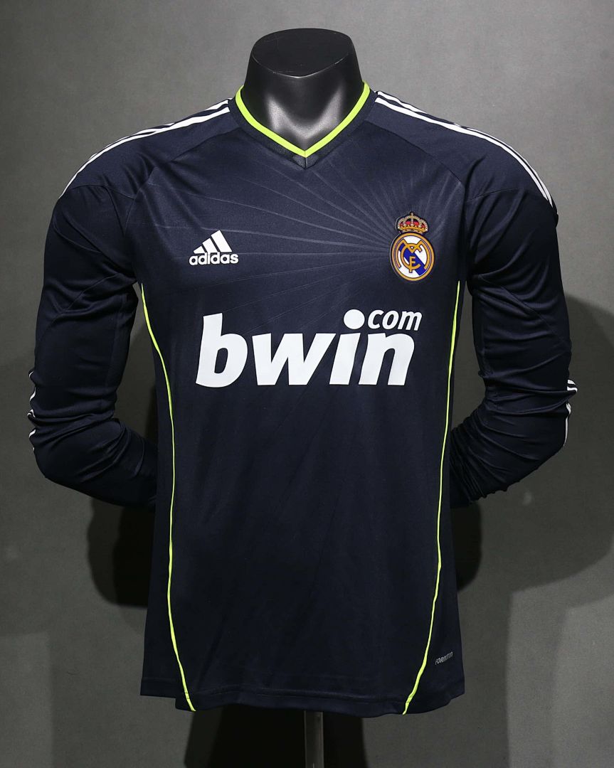 10-11 Retro Player Real Madrid Away Kit Long Sleeve Cheap Football Jersey Wholesale Yupoo