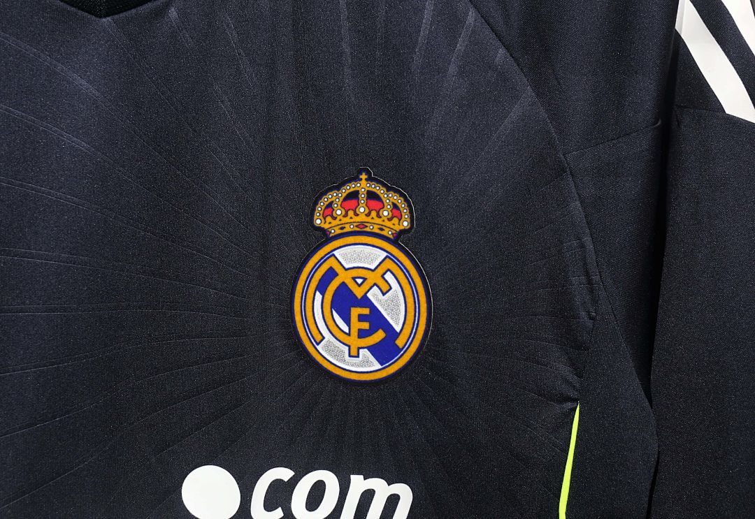 10-11 Retro Player Real Madrid Away Kit Cheap Football Jersey Wholesale Yupoo 12