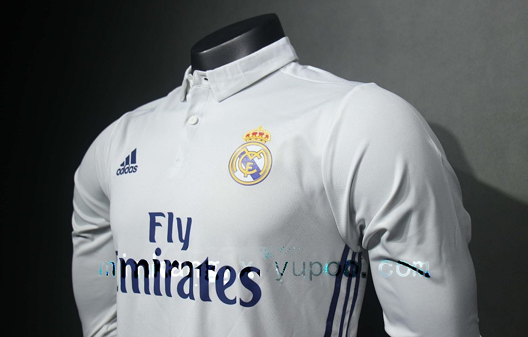 16-17 Retro Player Real Madrid Home Kit Long Sleeve Cheap Football Jersey Wholesale Yupoo 3