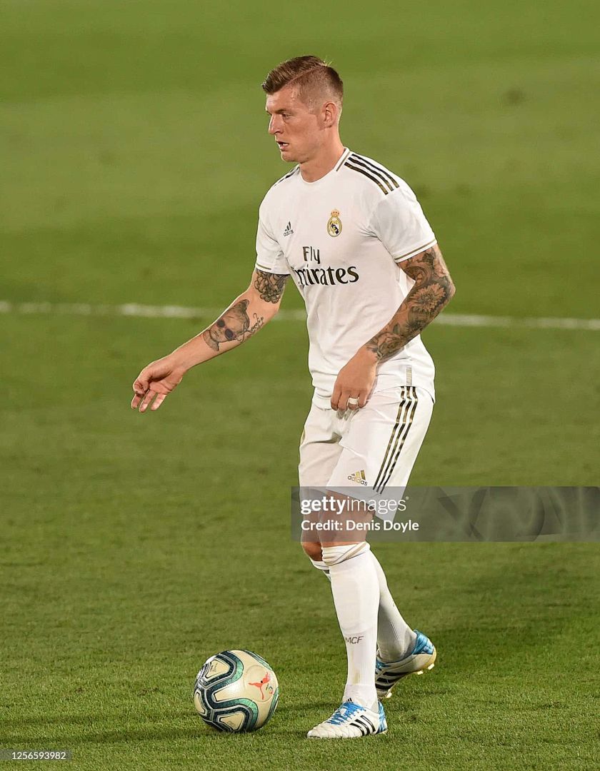 19-20 Retro Player Real Madrid Home Kit Cheap Football Jersey Wholesale Yupoo 9