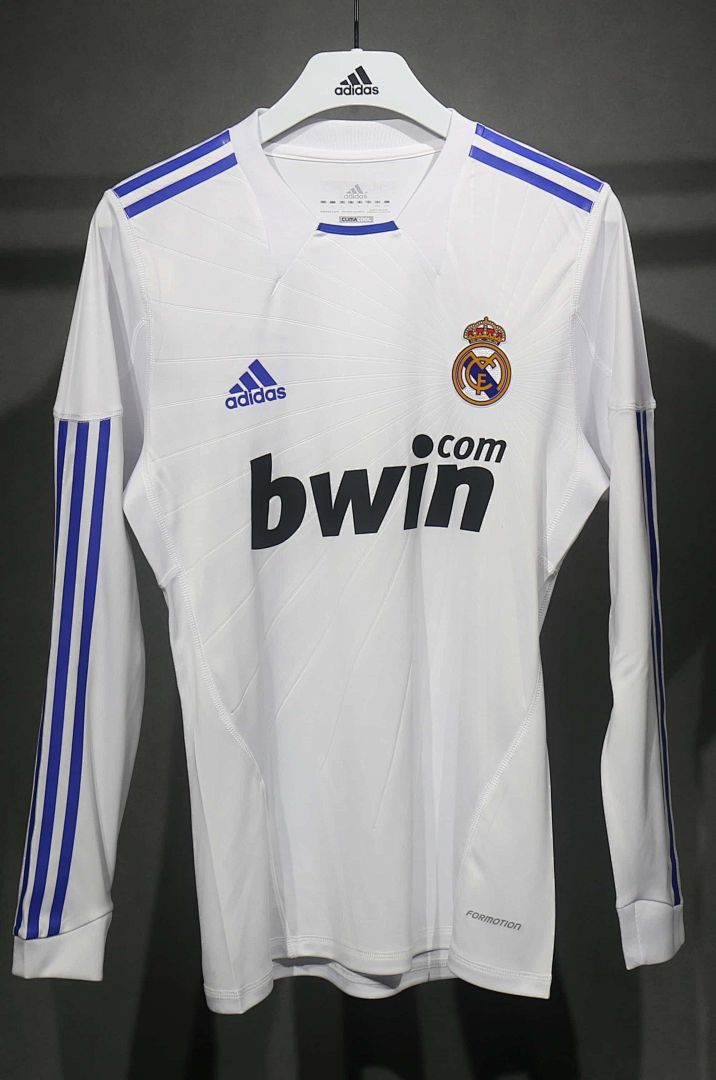 10-11 Retro Player Real Madrid Home Kit Long Sleeve Cheap Football Jersey Wholesale Yupoo 11