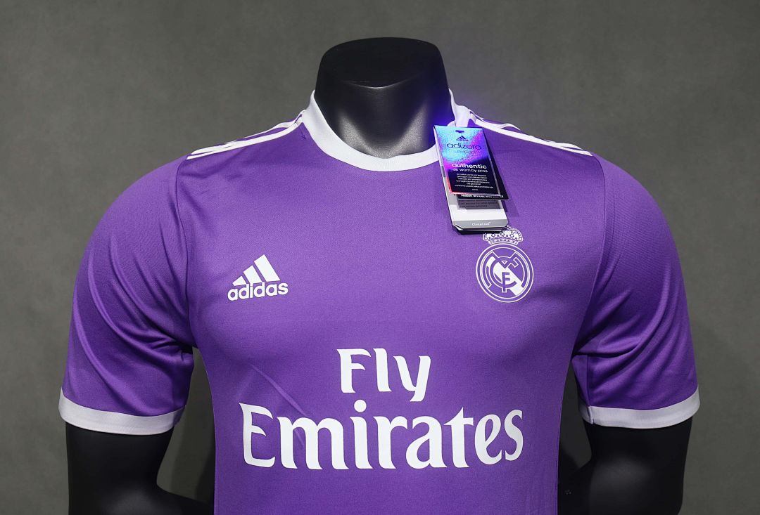 16-17 Retro Player Real Madrid Away Kit Cheap Football Jersey Wholesale Yupoo 2