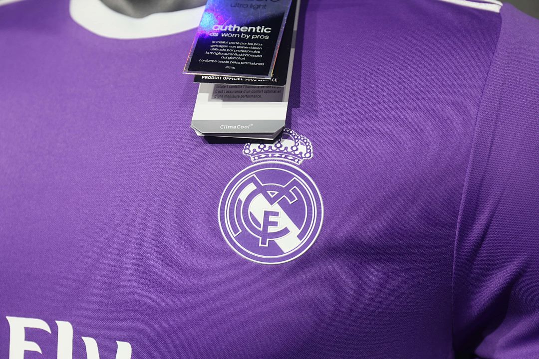 16-17 Retro Player Real Madrid Away Kit Cheap Football Jersey Wholesale Yupoo 3