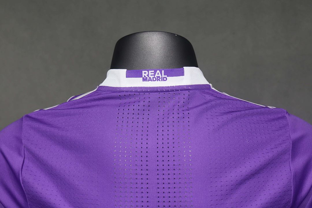 16-17 Retro Player Real Madrid Away Kit Cheap Football Jersey Wholesale Yupoo 9