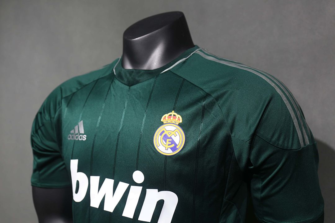 12-13 Retro Player Real Madrid Third Away Kit Cheap Football Jersey Wholesale Yupoo 7