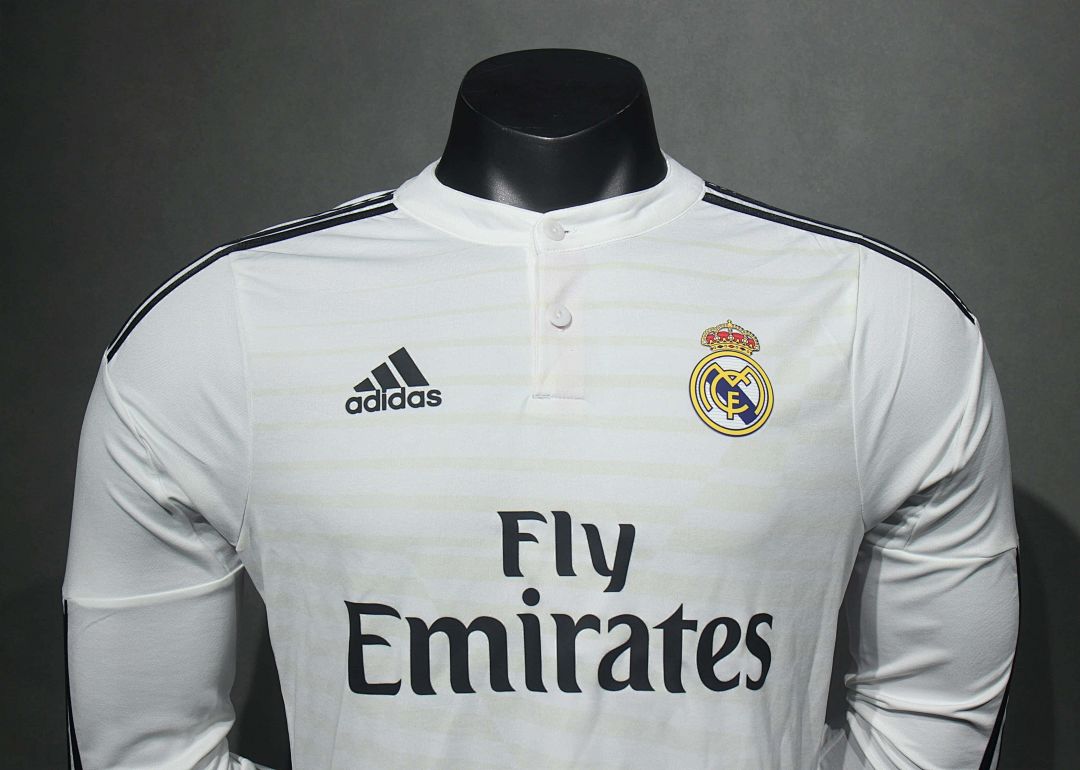 14-15 Retro Player Real Madrid Home Kit Long Sleeve Cheap Football Jersey Wholesale Yupoo 11