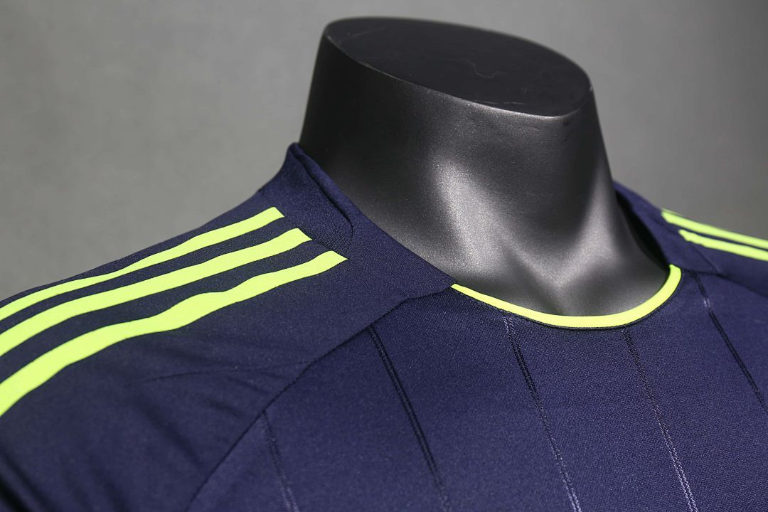 12-13 Retro Player Real Madrid Away Kit Long Sleeve Cheap Football Jersey Wholesale Yupoo 3