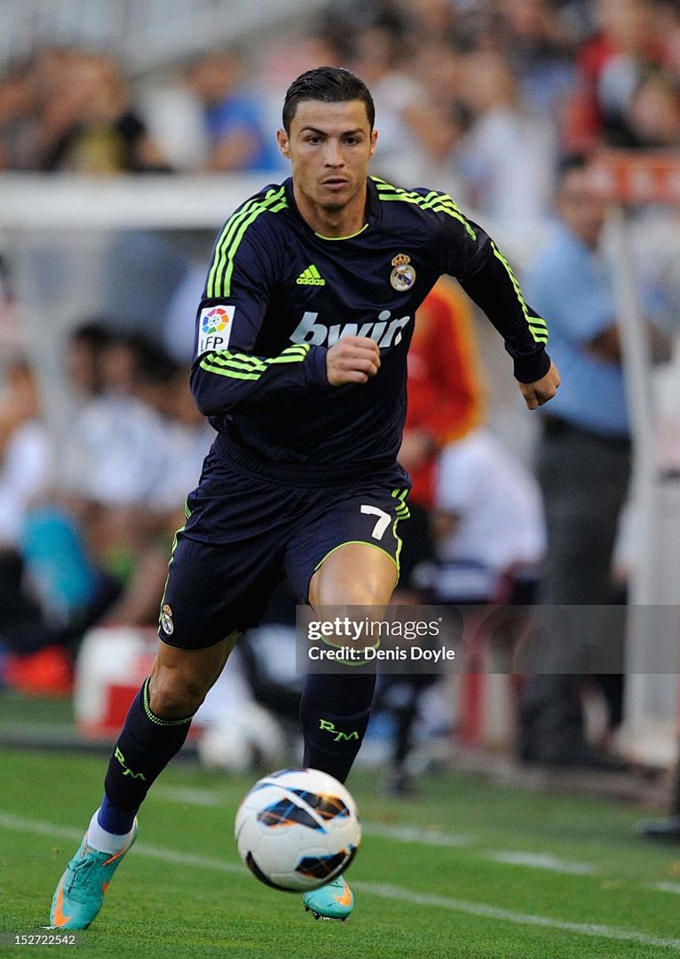 12-13 Retro Player Real Madrid Away Kit Long Sleeve Cheap Football Jersey Wholesale Yupoo 7