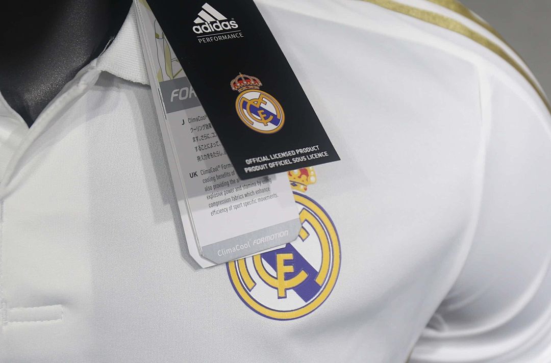 11-12 Retro Player Real Madrid Home Kit Long Sleeve Cheap Football Jersey Wholesale Yupoo 7