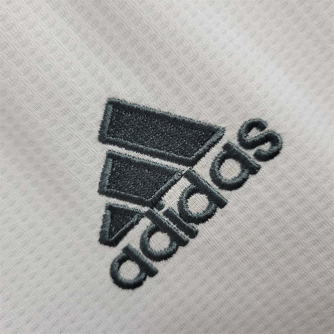 15-16 Real Madrid home 8