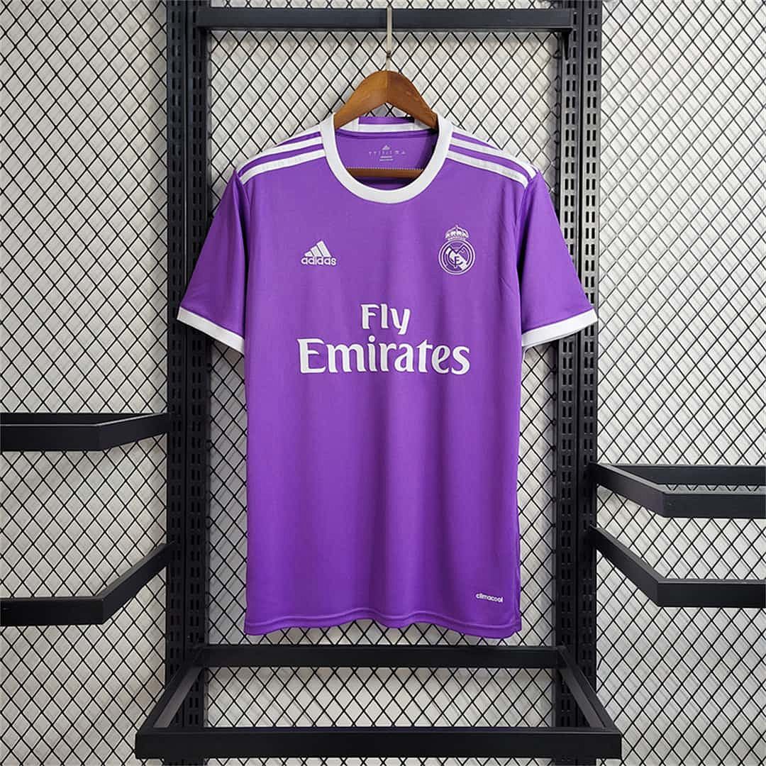 16-17 Real Madrid extérieur violet 2