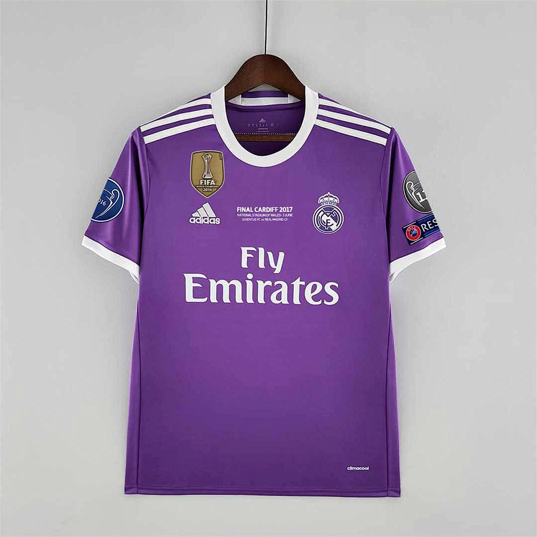 16-17 Real Madrid extérieur violet 8