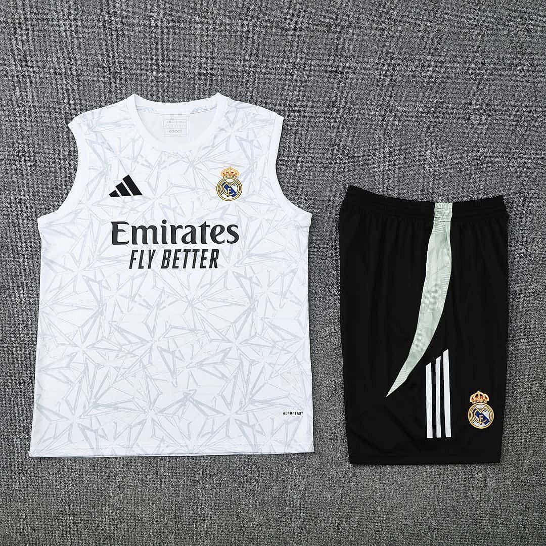 25-26 Real Madrid Pre-Match White Training Kits Tracksuits Cheap Football Jersey Wholesale Yupoo 4