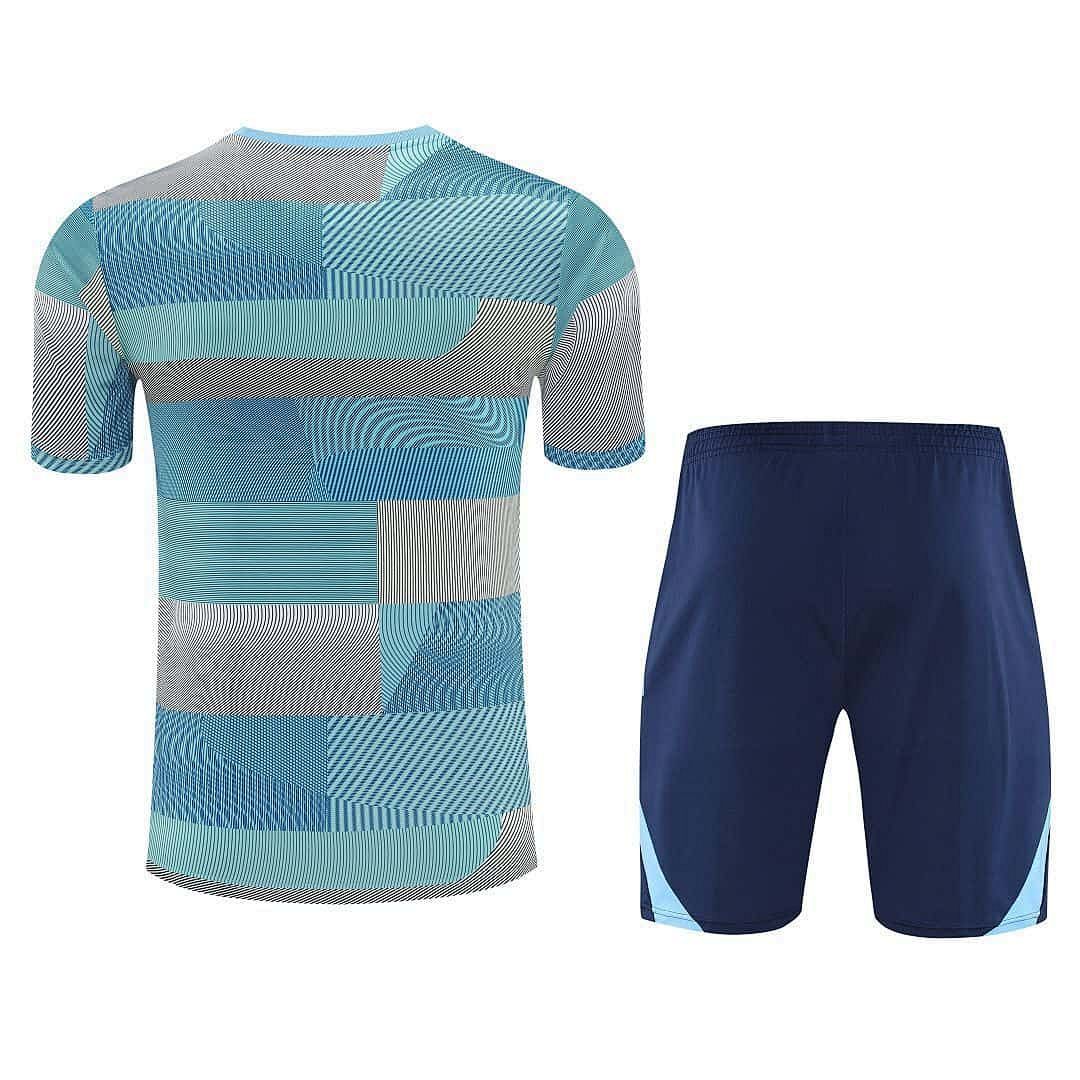 25-26 Real Madrid Training Kits Light Blue Tracksuits Cheap Football Jersey Wholesale Yupoo 5