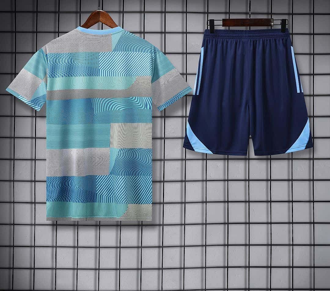 25-26 Real Madrid Training Kits Light Blue Tracksuits Cheap Football Jersey Wholesale Yupoo 6