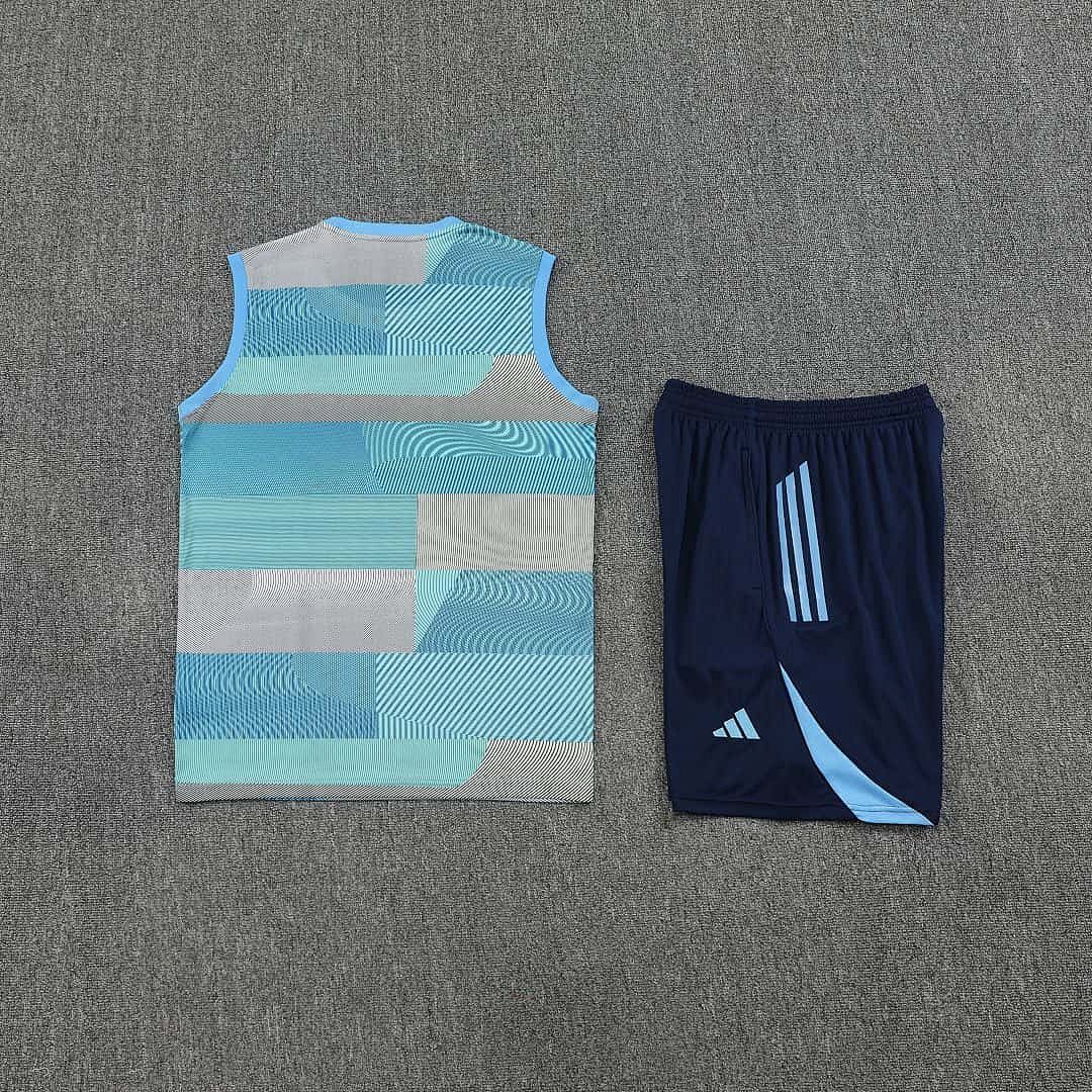 25-26 Real Madrid Training Kits Light Blue Vest Suits Cheap Football Jersey Wholesale Yupoo 5