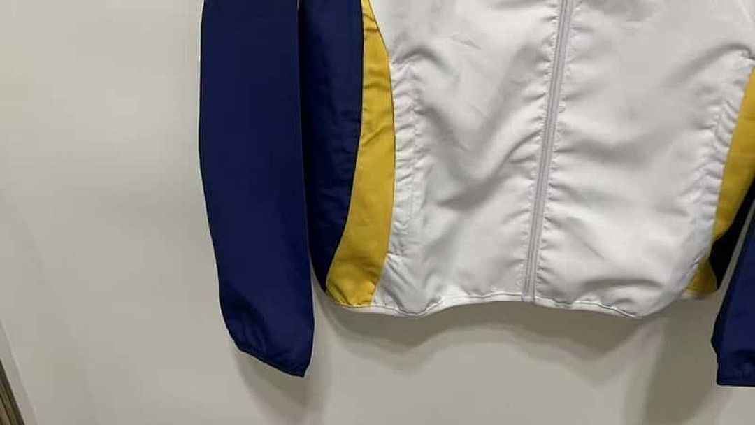 25-26 Real Madrid White Windbreaker Jackets Cheap Football Jersey Wholesale Yupoo 3